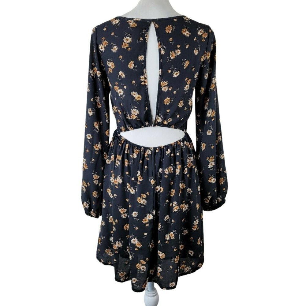 Swell Women's Whimsical Dress Black Floral Mini Dress Sz Small Surfer Girl - Picture 5 of 12